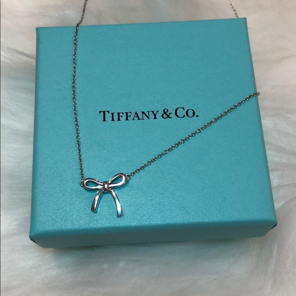 Tiffany & Co. bow necklace
